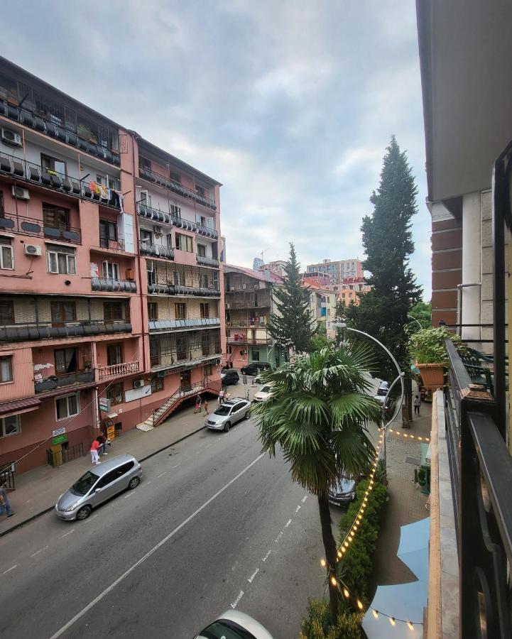 Hotel Elio 巴统 外观 照片