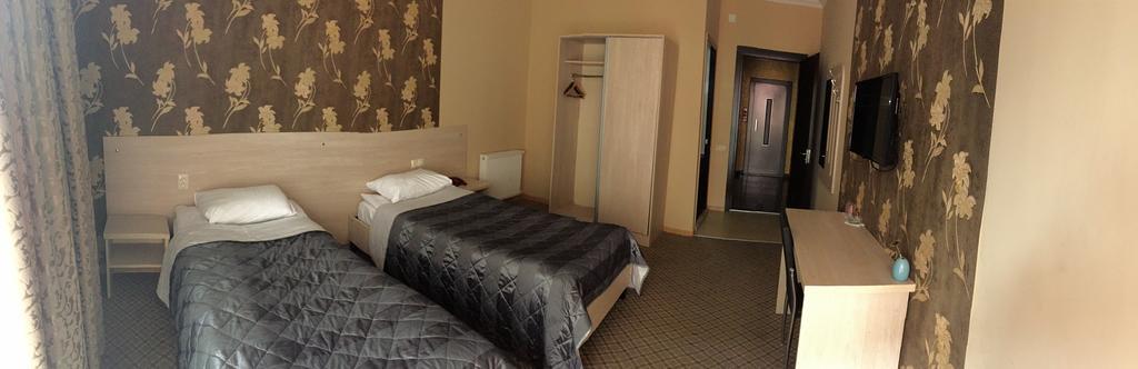 Hotel Elio 巴统 客房 照片