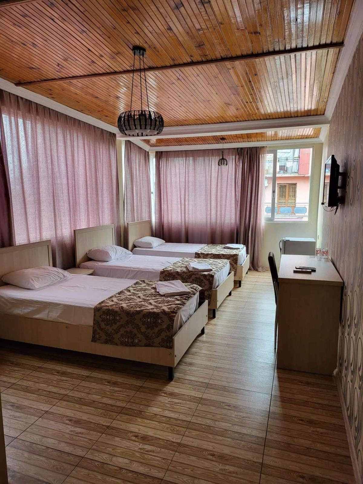 Hotel Elio 巴统 外观 照片