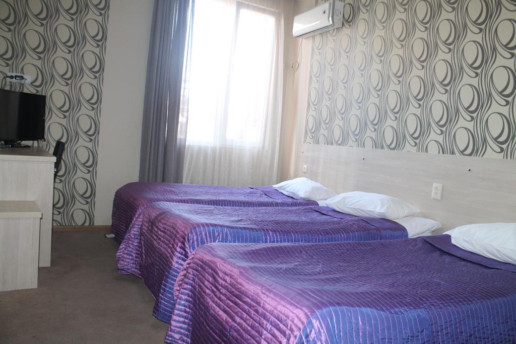Hotel Elio 巴统 外观 照片
