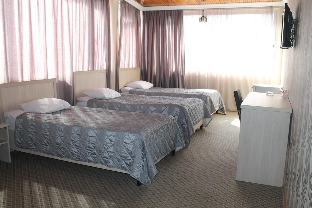 Hotel Elio 巴统 外观 照片