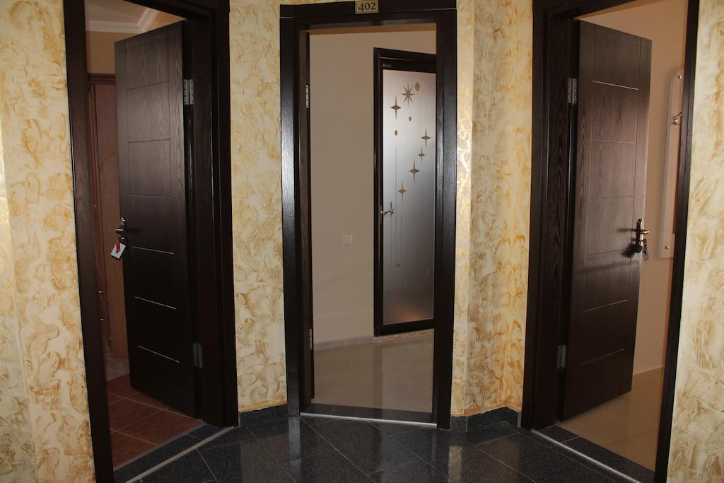 Hotel Elio 巴统 外观 照片